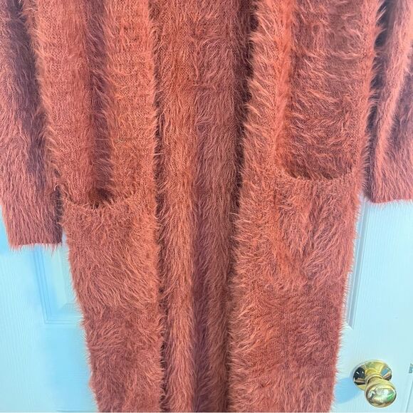 Ruby Moon Soft Duster Small - Picture 4 of 5